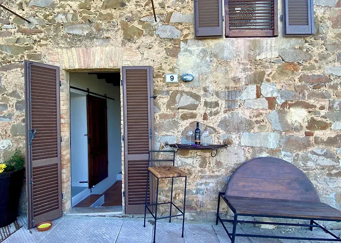 Corner Nest In Montalcino