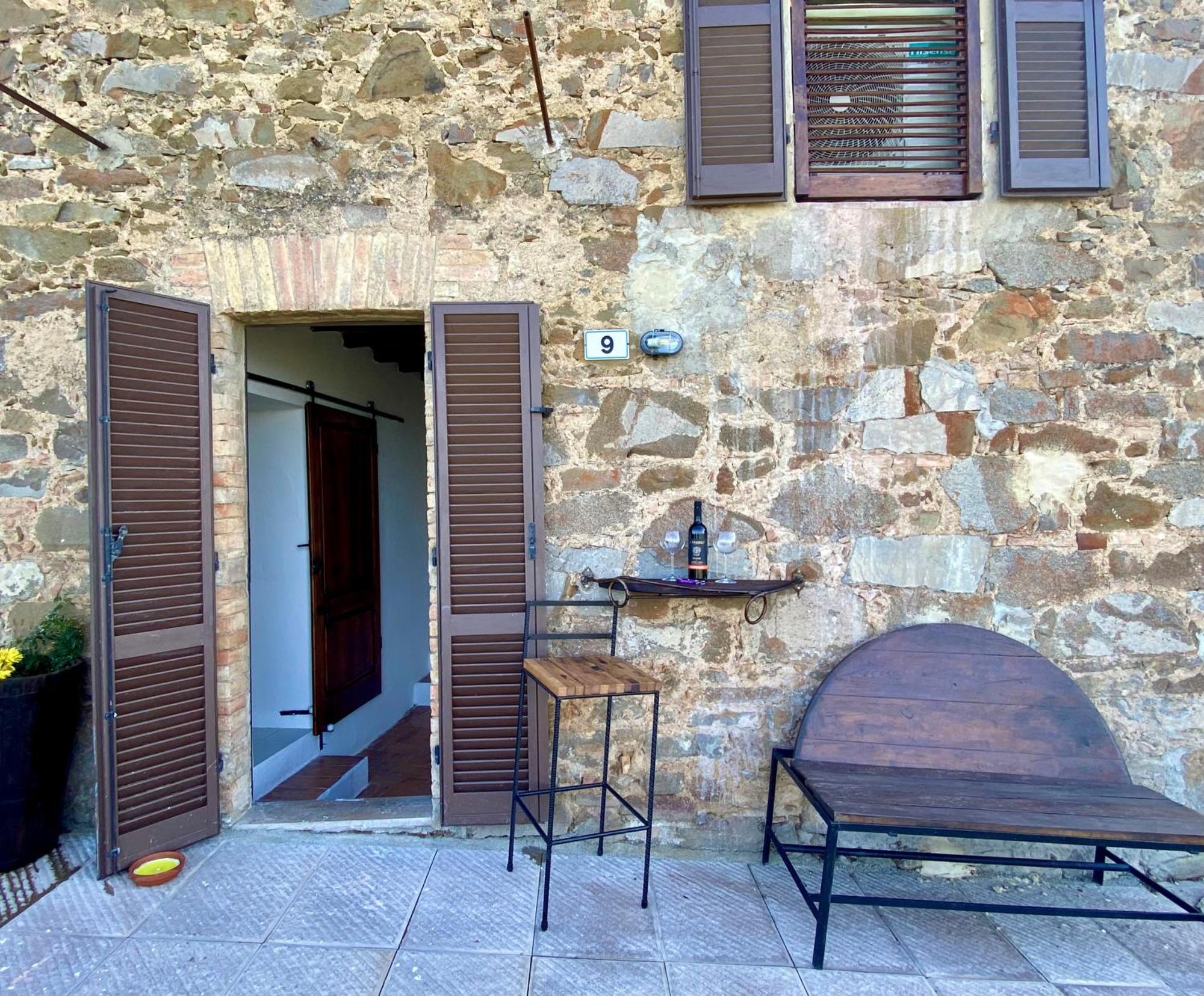 Corner Nest In Montalcino